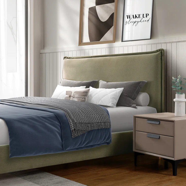 PelhamFlangeEdgeBoucleBedFrame-4-1.webp